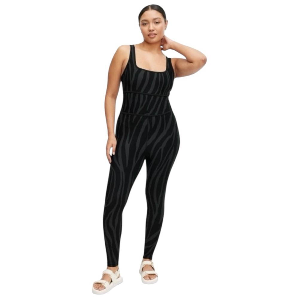 DVF x Target Collab Black & Gray Zebra Athletic Jumpsuit Womens Size Small NWT